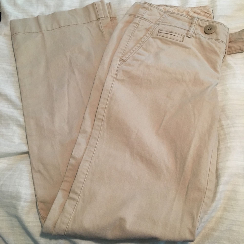 AE Khaki Pants, size 2